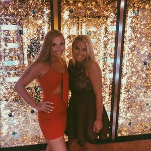 Meet your Posher, Olivia